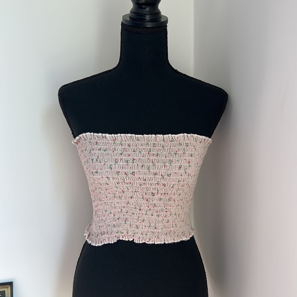 Brandy Melville tube top. Size M?
